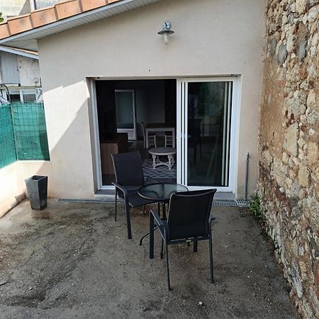 Au Puits D Antan Guîtres Exterior foto