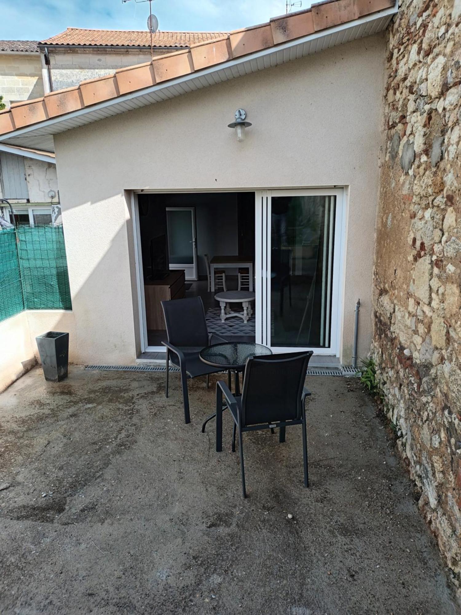 Au Puits D Antan Guîtres Exterior foto